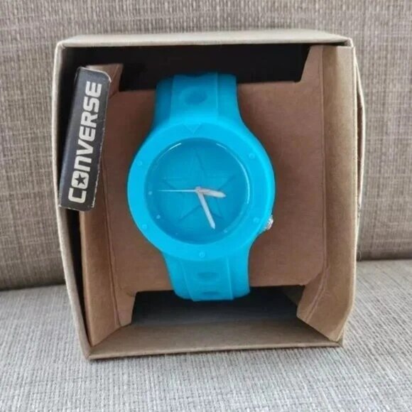 Converse Unisex Wristwatch Blue Rubber Sport Band Analog Quartz Wrist Watch NWT - Picture 2 of 9